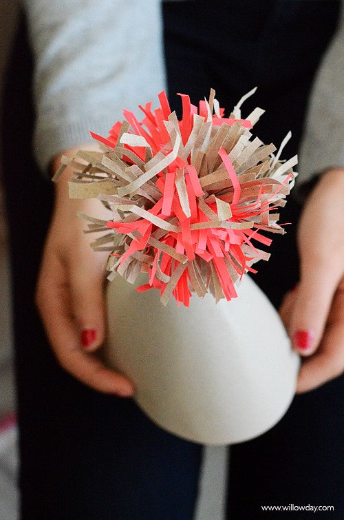 Paper Pompoms with Wrapping Paper