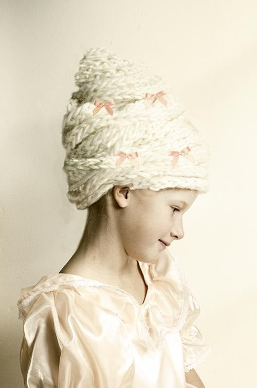 Make Rococo Finger Knit Wigs