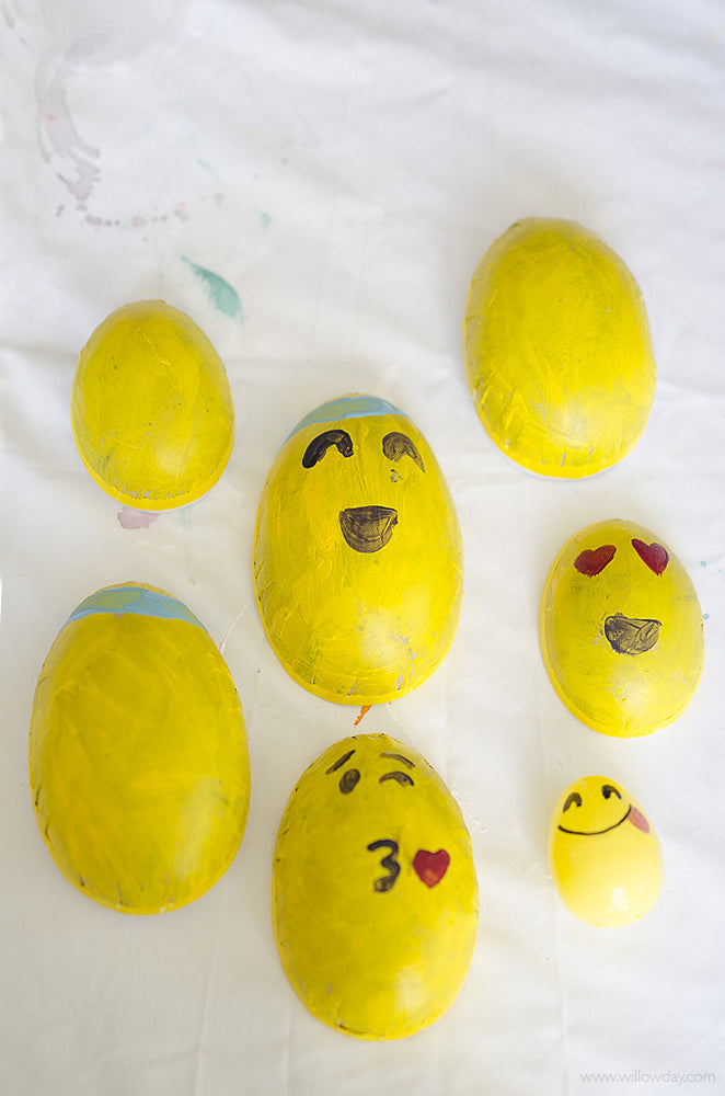 Emoji Eggs