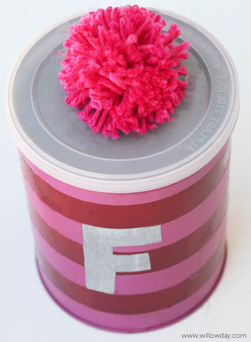 DIY: PERSONALIZED CONTAINERS